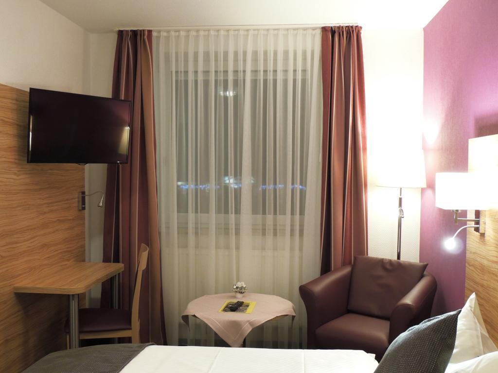 Hotel Prinz Heinrich 엠덴 외부 사진